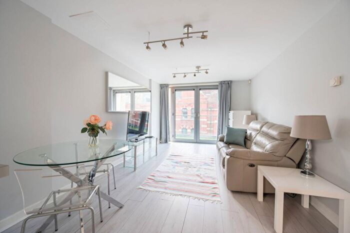 1 Bedroom Flat To Rent In Wheler Street, , Spitalfields, London, E1