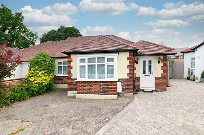 3 Bedroom Bungalow To Rent In Poplar Farm Close, Ewell, Epsom, KT19