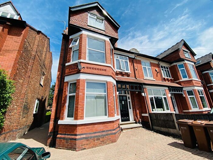 Studio To Rent In Parsonage Road, Heaton Moor, Stockport, SK4