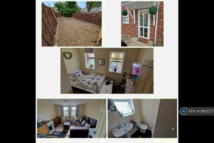 1 Bedroom Flat To Rent In Somerly Court, Bournemouth, BH9