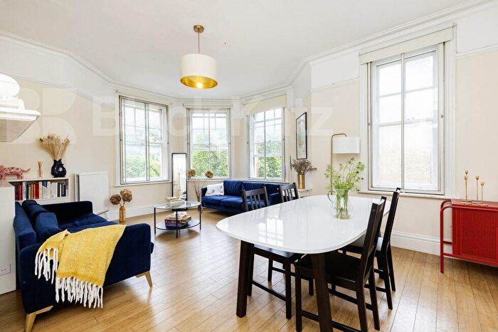 3 Bedroom Flat For Sale In Melcombe Court, Dorset Square, Baker Street, NW1