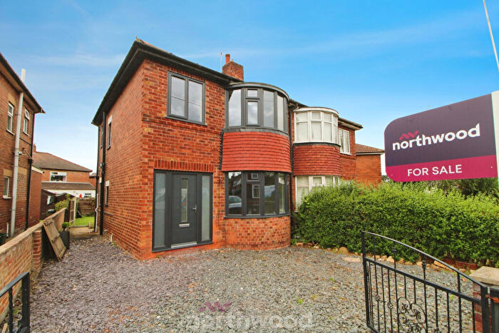 3 Bedroom Semi-Detached House For Sale In Harrowden Road, Wheatley, Doncaster, DN2