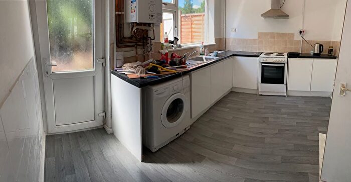 3 Bedroom Semi-Detached House To Rent In Aston Road, Willenhall, WV13