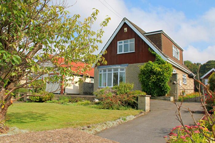 4 Bedroom Detached House For Sale In Top Road, Worlaby, DN20