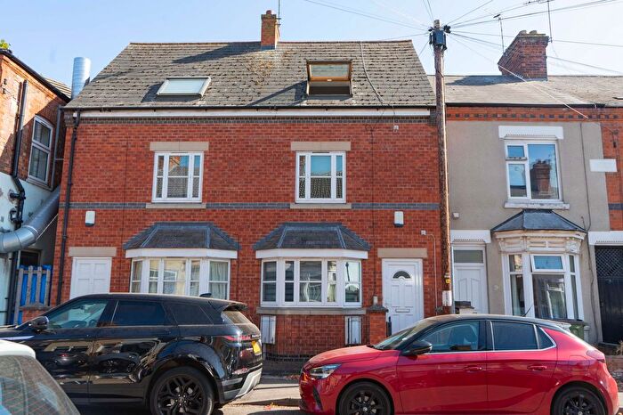 3 Bedroom Semi-Detached House To Rent In Timber Street, South Wigston, Leicester, LE18