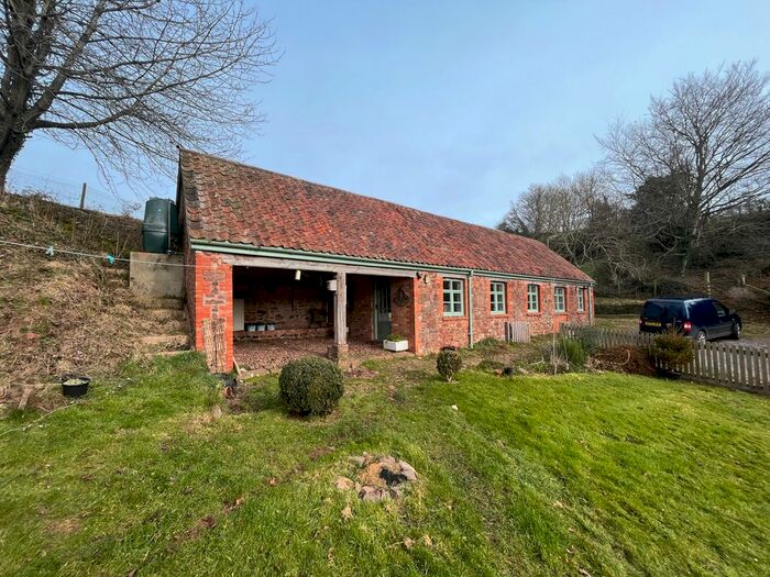 2 Bedroom Barn Conversion To Rent In Halsway, Taunton, TA4