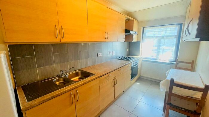 2 Bedroom Flat To Rent In Wembley Park Drive, Wembley London, HA9