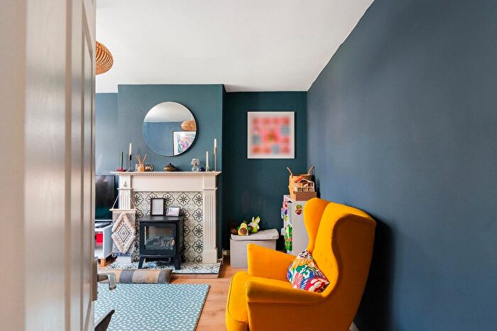 3 Bedroom Terraced House For Sale In Teewell Avenue, Staple Hill, BS16