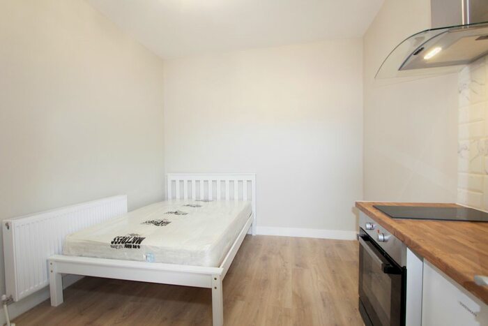 Studio To Rent In Russell Road, London, NW9
