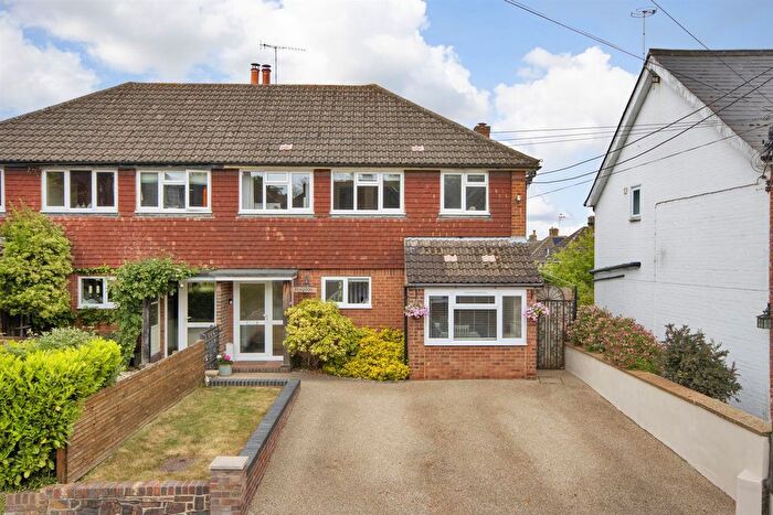3 Bedroom Semi-Detached House For Sale In Scabharbour Road, Weald, Sevenoaks, TN14