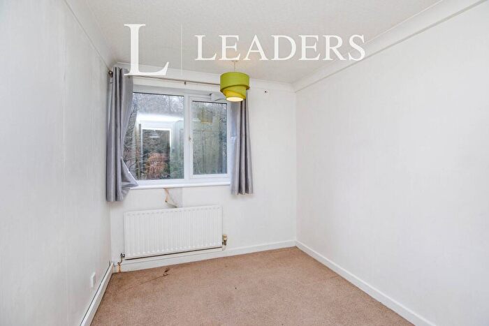 2 Bedroom Apartment To Rent In Barley Close, DE21
