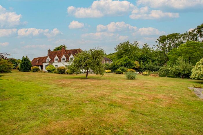 4 Bedroom Cottage For Sale In St Leonards, Buckinghamshire, HP23