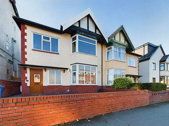 2 Bedroom Apartment For Sale In St. Davids Road North, Lytham St. Annes, FY8
