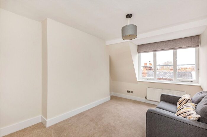 1 Bedroom Flat To Rent In Fulham Road, South Kensington, SW3