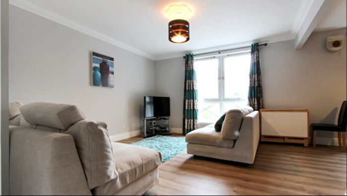 2 Bedroom Flat For Sale In Union Glen Aberdeen Aberdeenshire, AB11