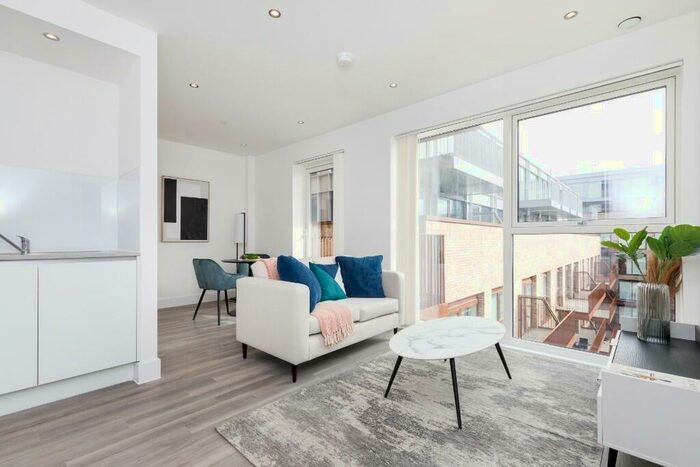 1 Bedroom Flat To Rent In Thames Road, London, E16