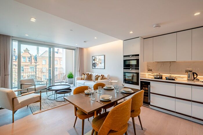 2 Bedroom Flat To Rent In Garrett Mansions, London, W2