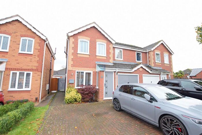 3 Bedroom Semi-Detached House To Rent In Orchid Road, Lincoln, LN5
