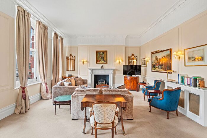 4 Bedroom Flat For Sale In Prince Consort Road, South Kensington, London, SW7