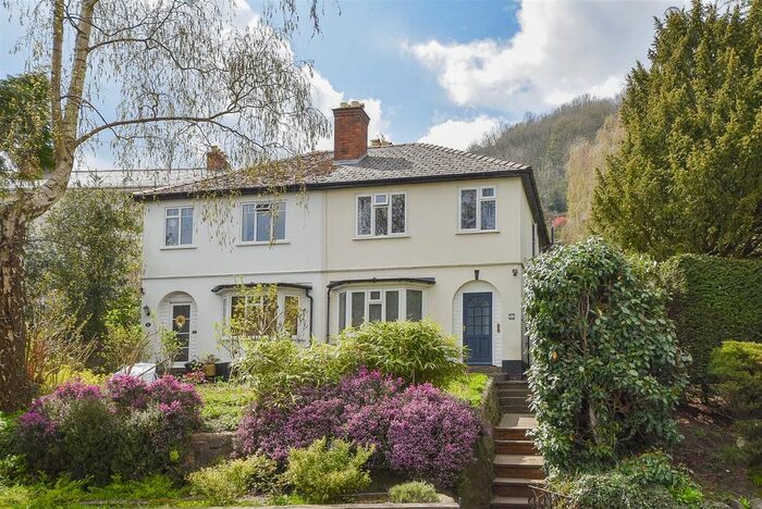 3 Bedroom Semi-Detached House For Sale In Cowleigh Road, Malvern, WR14