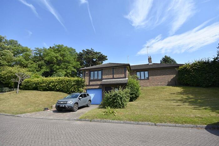 3 Bedroom Detached Bungalow For Sale In Knold Park, Margate, CT9