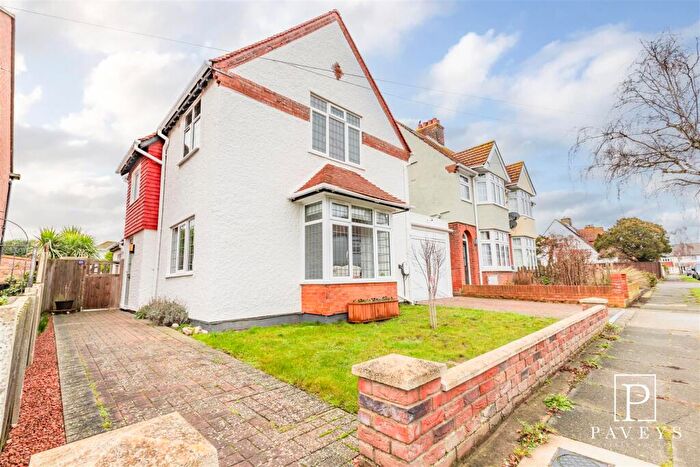 3 Bedroom Detached House For Sale In St. Marys Road, Frinton-On-Sea, CO13