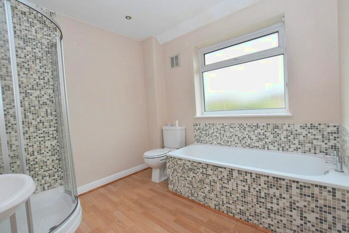 2 Bedroom Town House To Rent In Wesley Place, Poolfields, Newcastle-Under-Lyme ST5