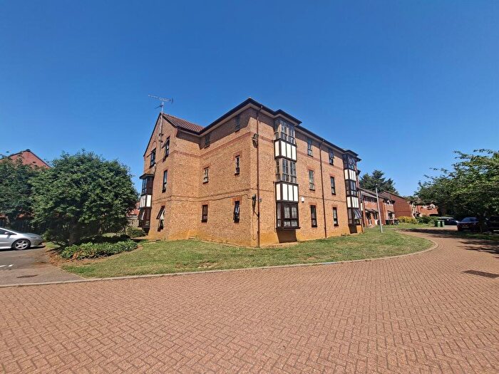 1 Bedroom Flat For Sale In Albany Walk, Peterborough, PE2