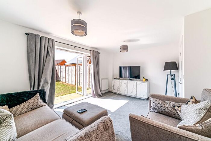 4 Bedroom Semi-Detached House For Sale In Cowleaze Path, Banwell, BS29