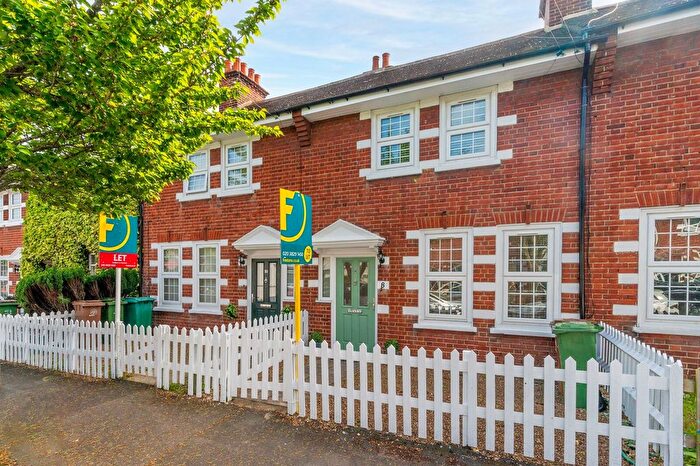 2 Bedroom Terraced House To Rent In Cowper Avenue, Sutton, SM1