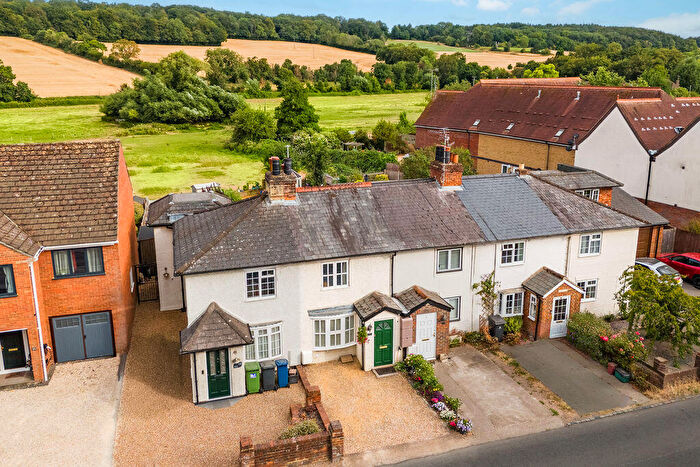 2 Bedroom Cottage For Sale In Just Off The Green - Backing The Countryside, HP10