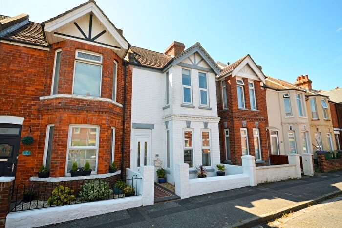 3 Bedroom Terraced House For Sale In Oaks Road, Folkestone, CT20