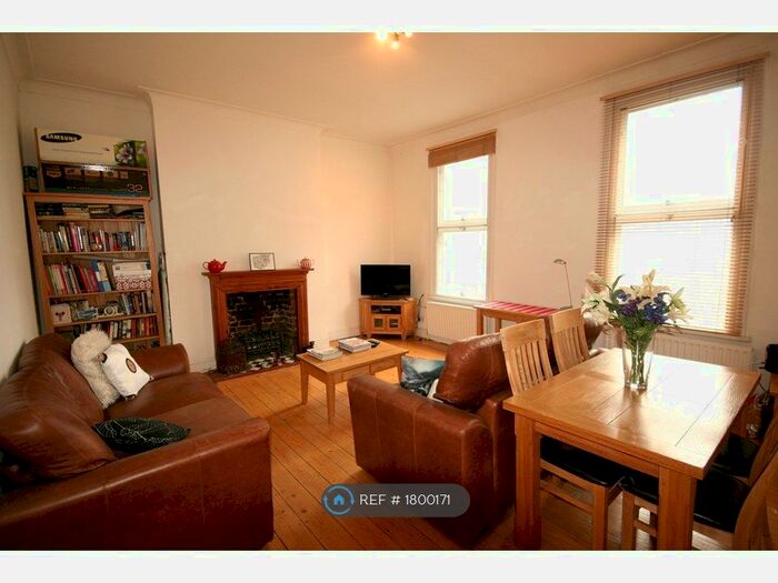4 Bedroom Maisonette To Rent In North End Road, London, W14