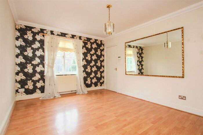 4 Bedroom Detached House For Sale In Great Warley Street, Great Warley, Brentwood, CM13