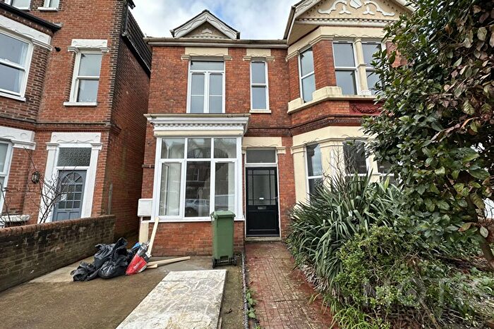 1 Bedroom Flat To Rent In Marten Road, Folkestone, CT20