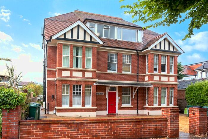 2 Bedroom Flat To Rent In New Church Road, Hove, BN3