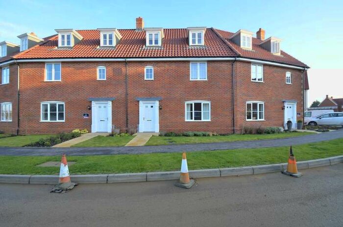 3 Bedroom Town House To Rent In The Partridge, Blofield, NR13