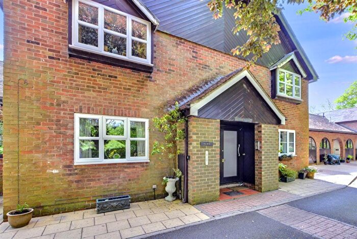 2 Bedroom Flat For Sale In Maple Cottages, Risley Hall, Risley, Derbyshire, DE72