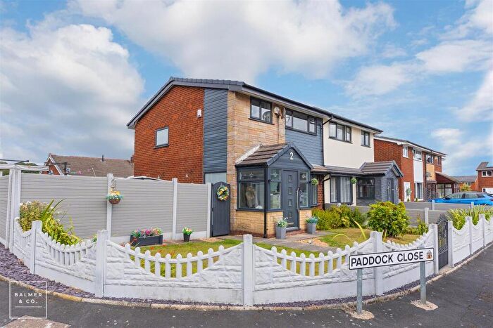 3 Bedroom Semi-Detached House For Sale In Paddock Close, Atherton, M46