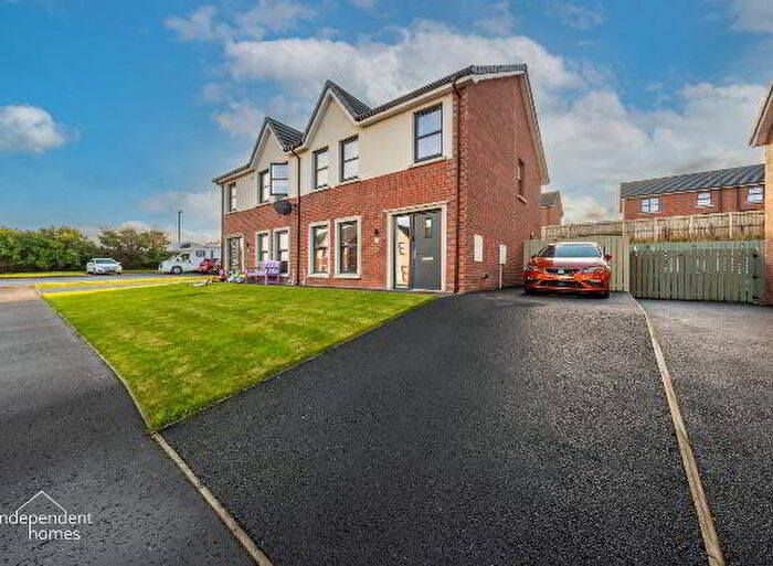 3 Bedroom Semi-Detached House For Sale In Blackthorn Rise, Larne, BT40