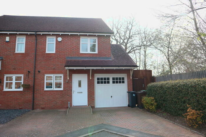 3 Bedroom Semi-Detached House To Rent In Bretby Close, Bentley Heath, B93