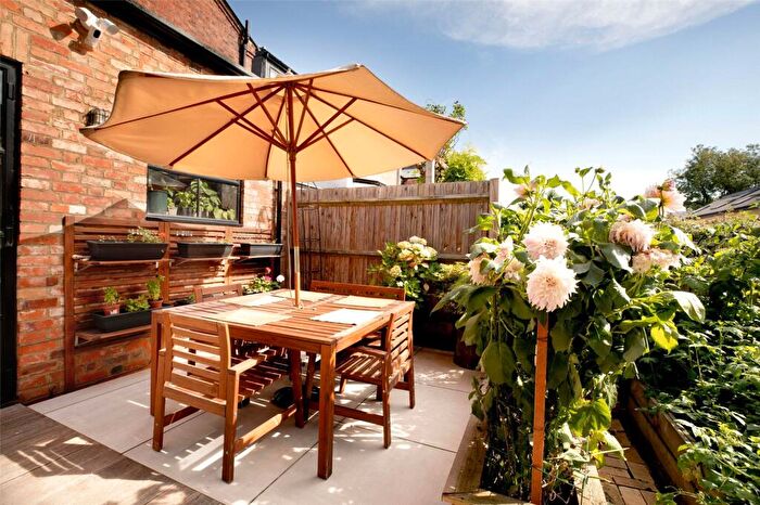 3 Bedroom End Of Terrace House For Sale In Alder Road, East Sheen, London, SW14