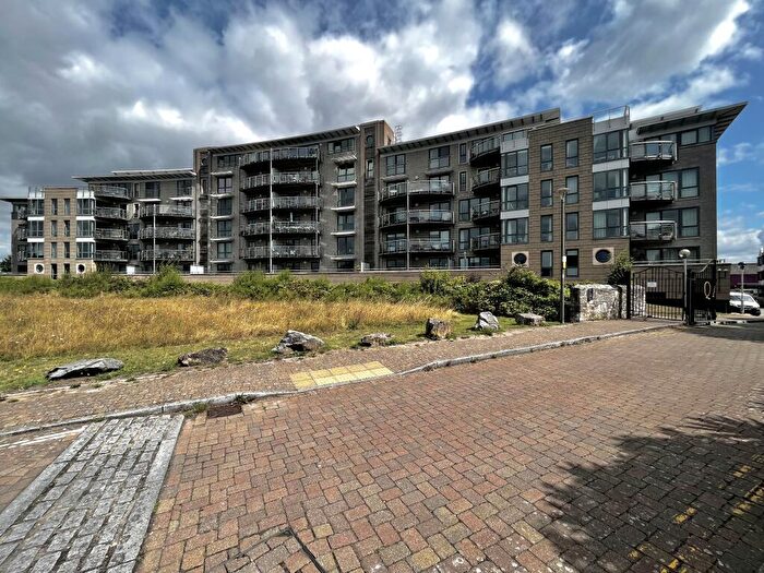 2 Bedroom Apartment To Rent In Parsonage Way, Plymouth, PL4