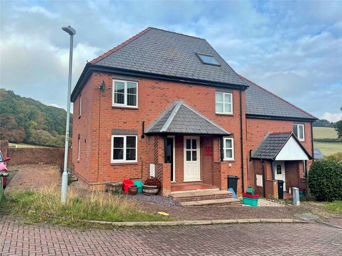2 Bedroom Semi-Detached House For Sale In Heather Close, Llanllwchaiarn, Newtown, Powys, SY16