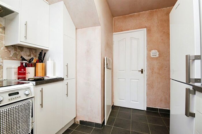 3 Bedroom Semi-Detached House For Sale In Verner Close, Hartlepool, TS24