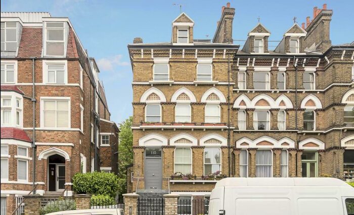 Studio To Rent In Fitzjohns Avenue, Hampstead, London, NW3