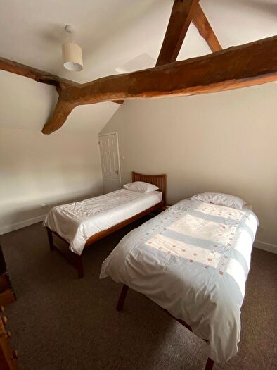 2 Bedroom Cottage To Rent In Great Brickhill, Milton Keynes, MK17