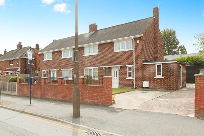 3 Bedroom Semi-Detached House For Sale In Tait Avenue, Edlington, Doncaster, DN12