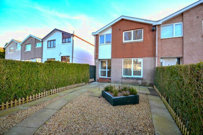 3 Bedroom Terraced House To Rent In Evandale Court, Glenrothes, Fife, KY6
