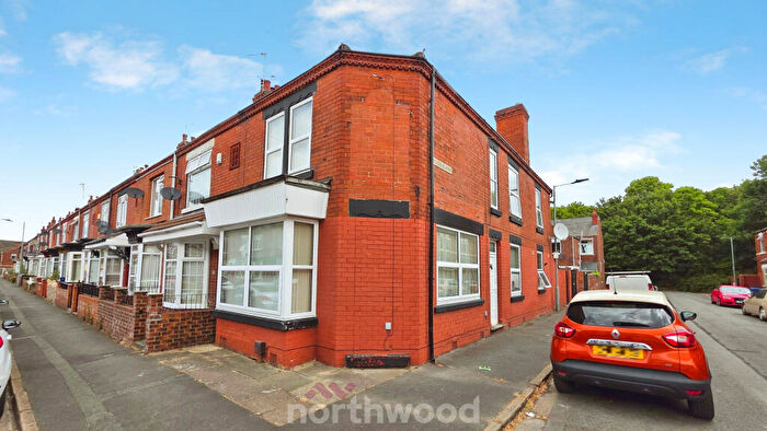 4 Bedroom Block Of Apartments For Sale In Stockbridge Avenue, Bentley, Doncaster, DN5